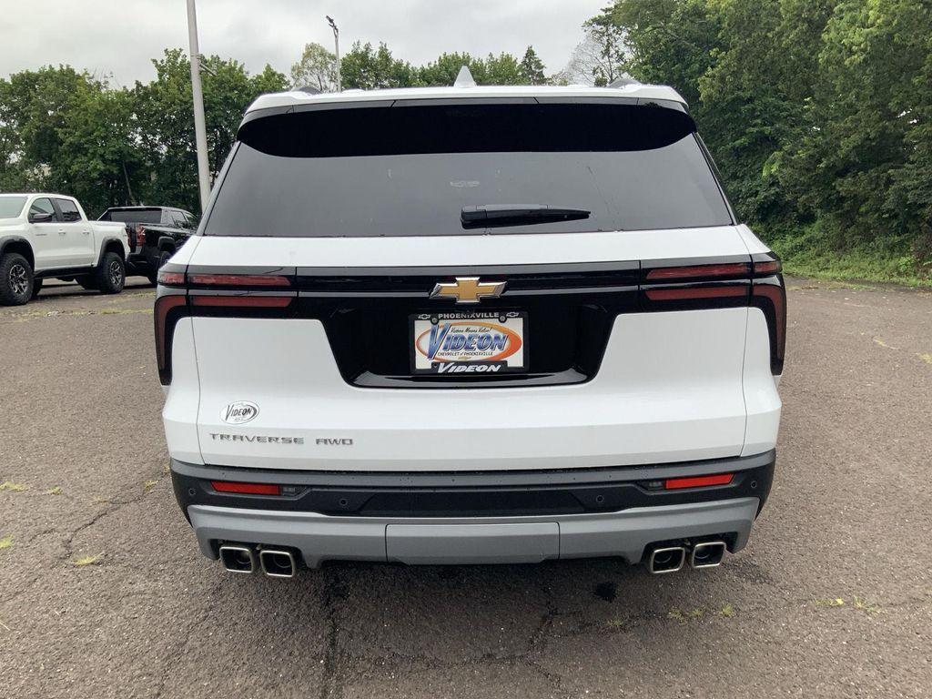 new 2026 Chevrolet Traverse car, priced at $46,170