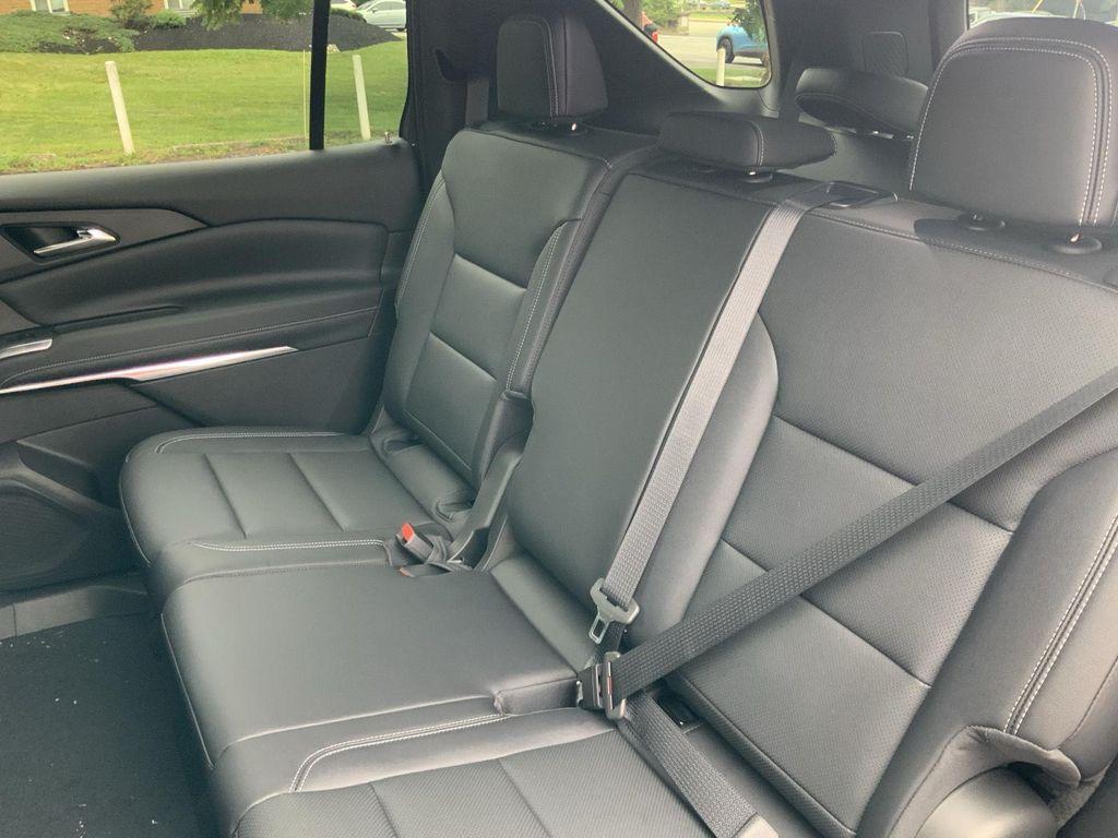 new 2026 Chevrolet Traverse car, priced at $46,170