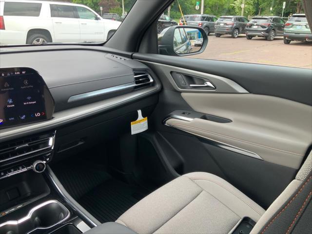 new 2025 Chevrolet Traverse car, priced at $44,384