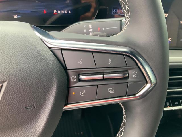 new 2025 Chevrolet Traverse car, priced at $44,384