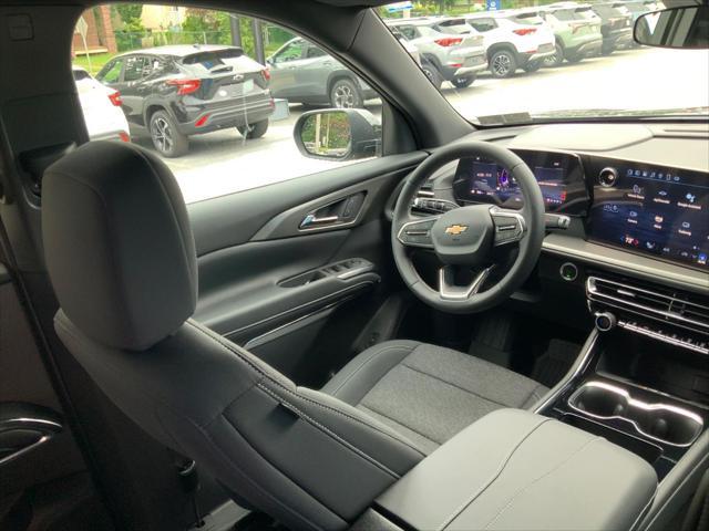 new 2025 Chevrolet Traverse car, priced at $44,560