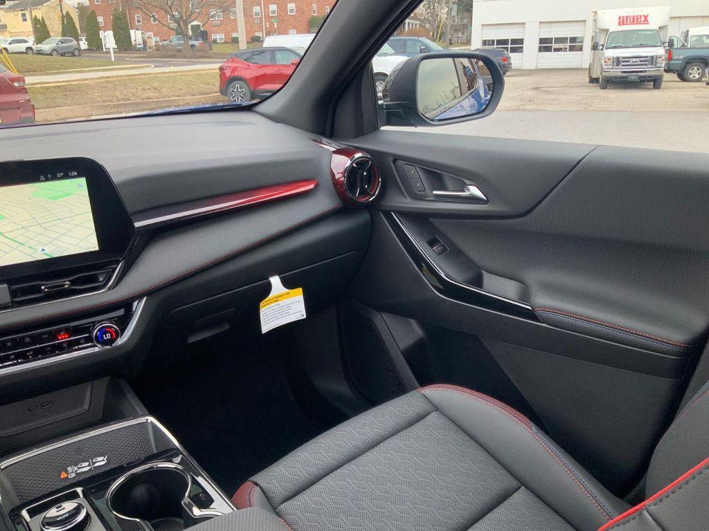 new 2025 Chevrolet Equinox car, priced at $36,995