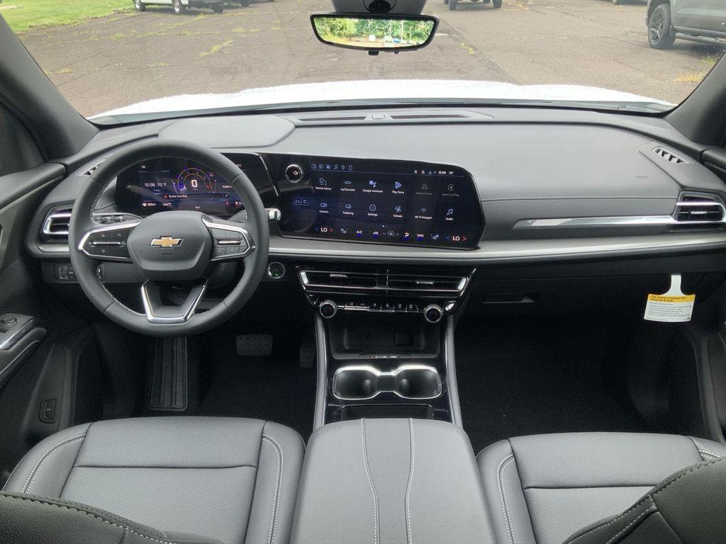 new 2026 Chevrolet Traverse car, priced at $46,170