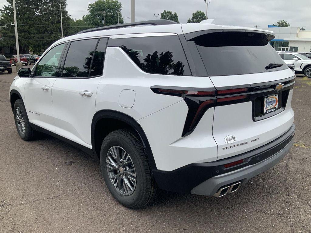 new 2026 Chevrolet Traverse car, priced at $46,170