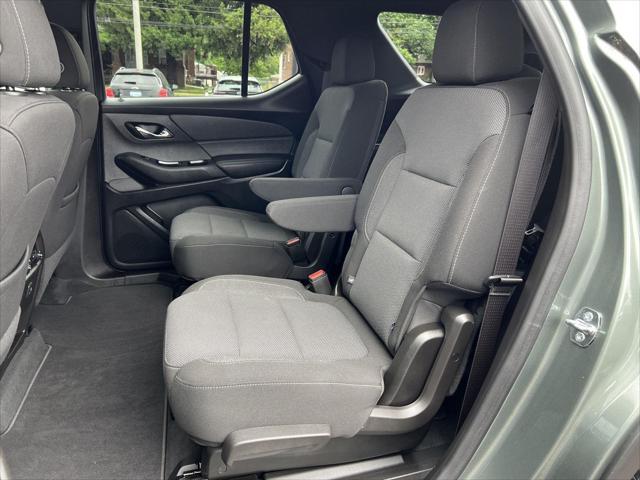 used 2022 Chevrolet Traverse car, priced at $34,295
