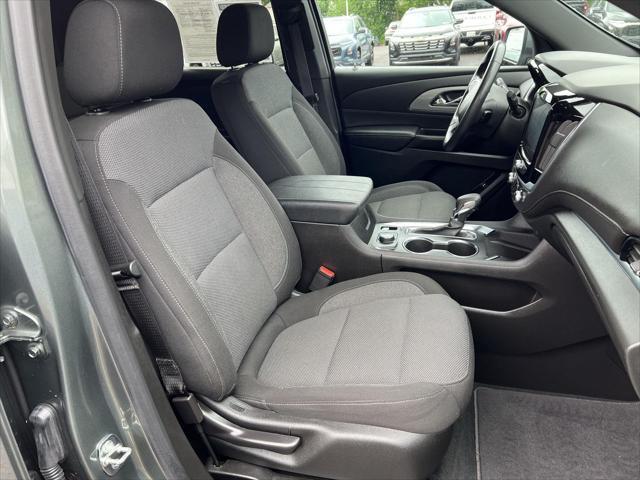 used 2022 Chevrolet Traverse car, priced at $34,295