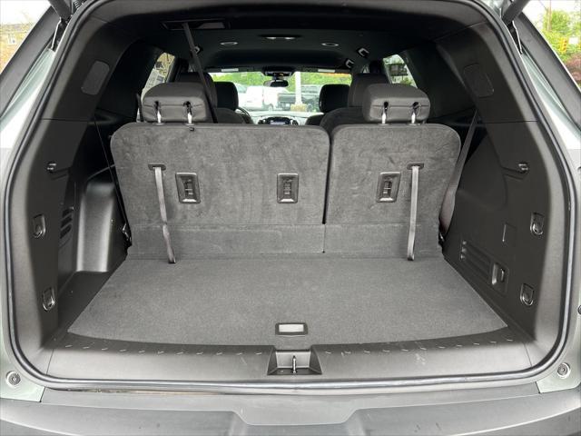 used 2022 Chevrolet Traverse car, priced at $34,295