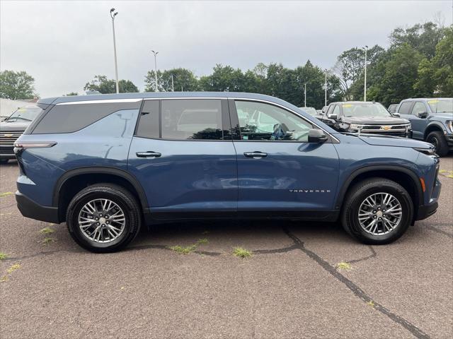 used 2024 Chevrolet Traverse car, priced at $37,395