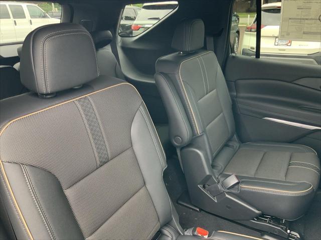 new 2025 Chevrolet Traverse car, priced at $58,295