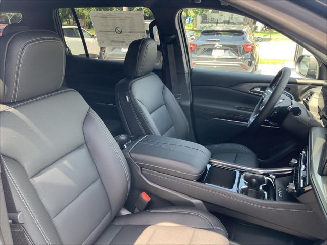 new 2025 Chevrolet Traverse car, priced at $44,945
