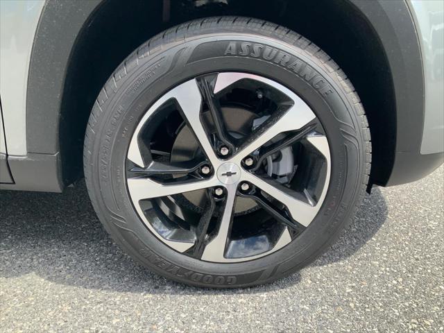 new 2025 Chevrolet Trax car, priced at $24,290