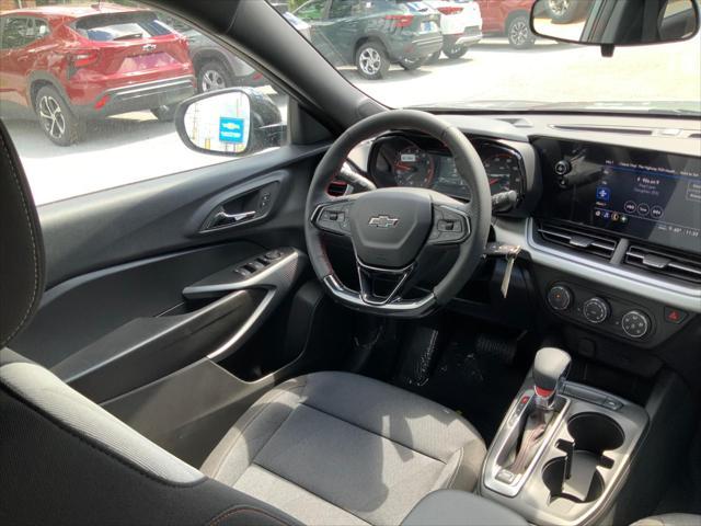 new 2025 Chevrolet Trax car, priced at $24,290