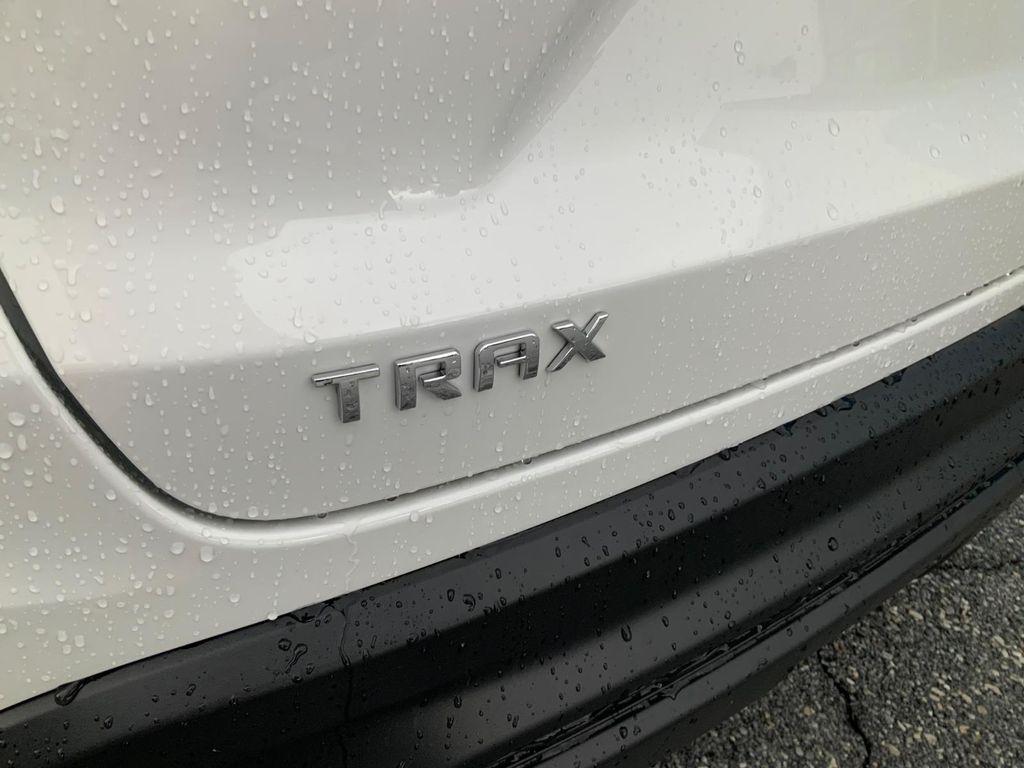new 2025 Chevrolet Trax car, priced at $23,325