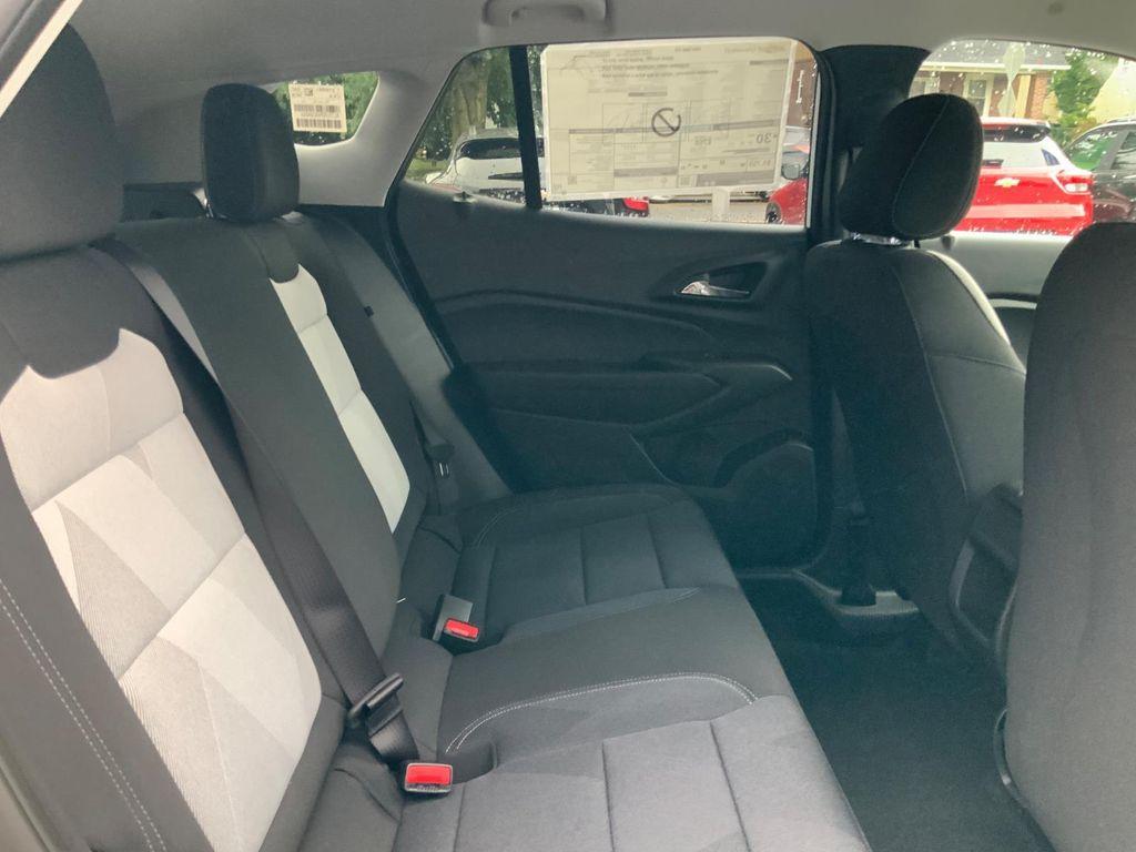 new 2025 Chevrolet Trax car, priced at $23,325