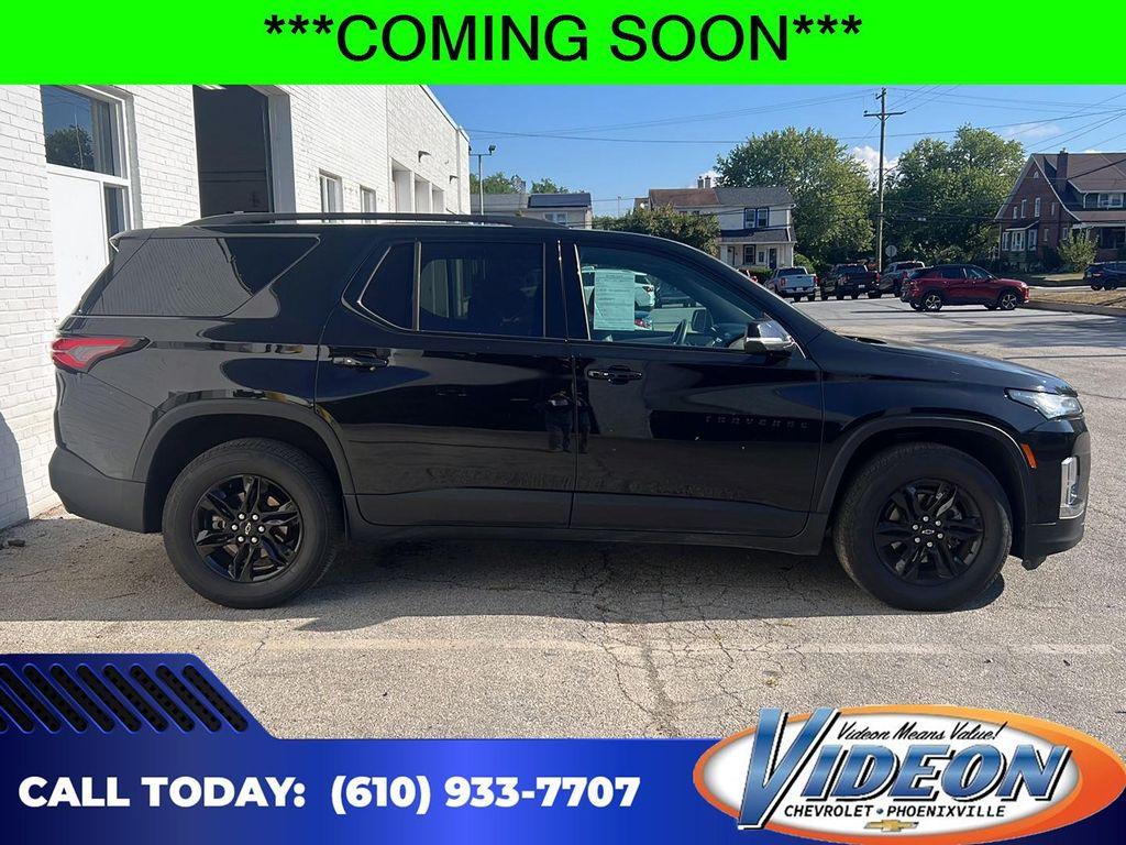 used 2023 Chevrolet Traverse car, priced at $27,995