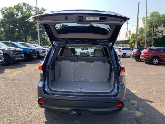 used 2018 Toyota Highlander car, priced at $26,745