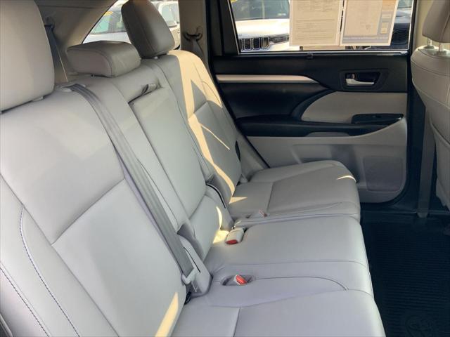 used 2018 Toyota Highlander car, priced at $26,745