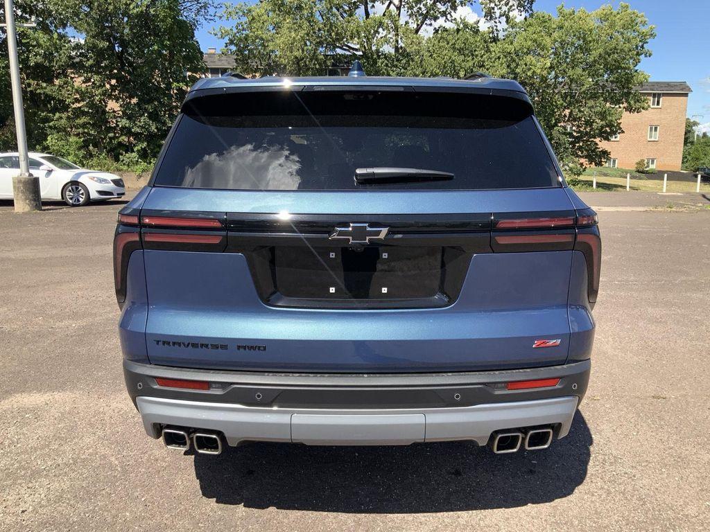 new 2026 Chevrolet Traverse car, priced at $52,090