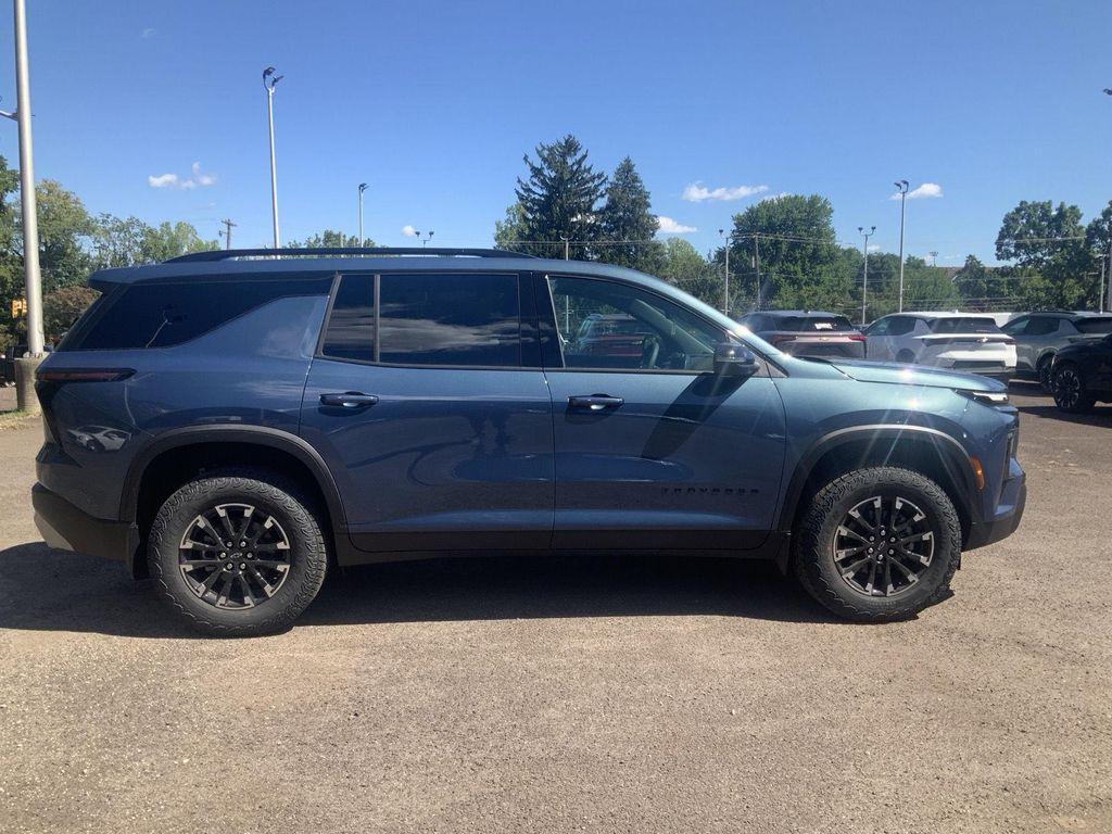 new 2026 Chevrolet Traverse car, priced at $52,090