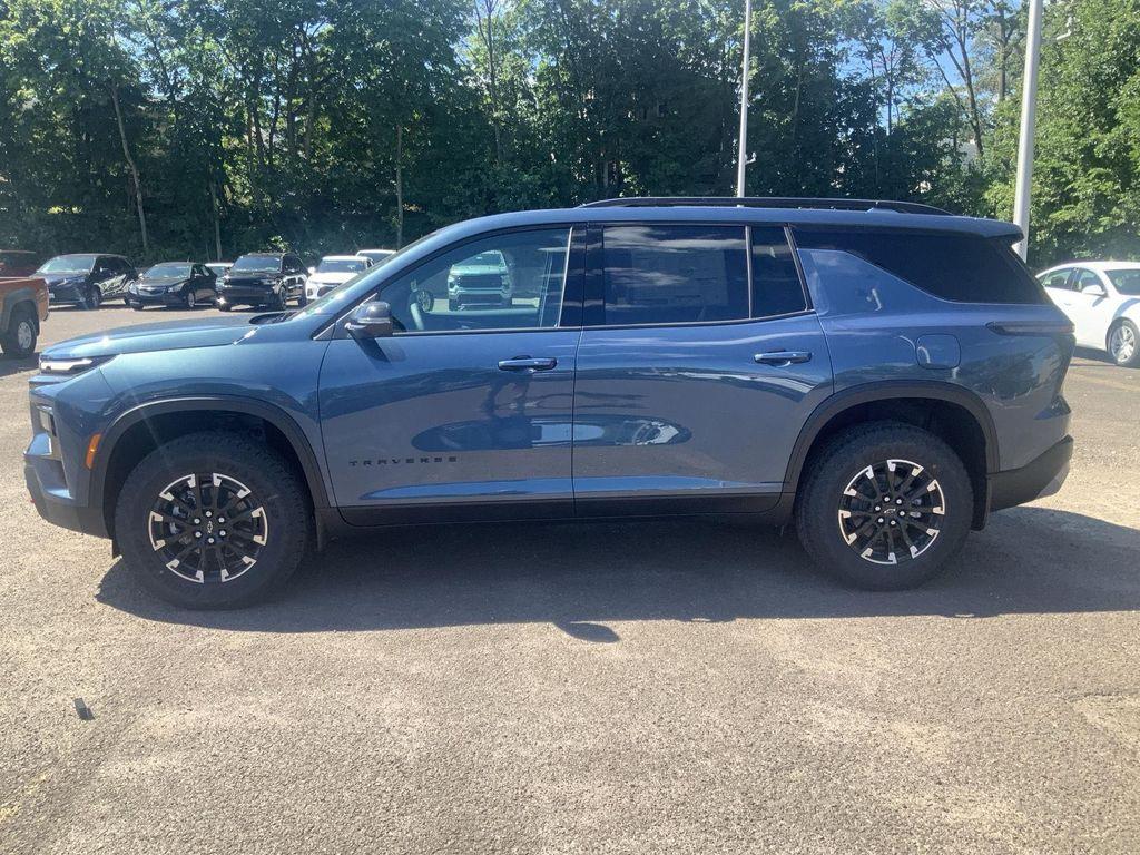new 2026 Chevrolet Traverse car, priced at $52,090