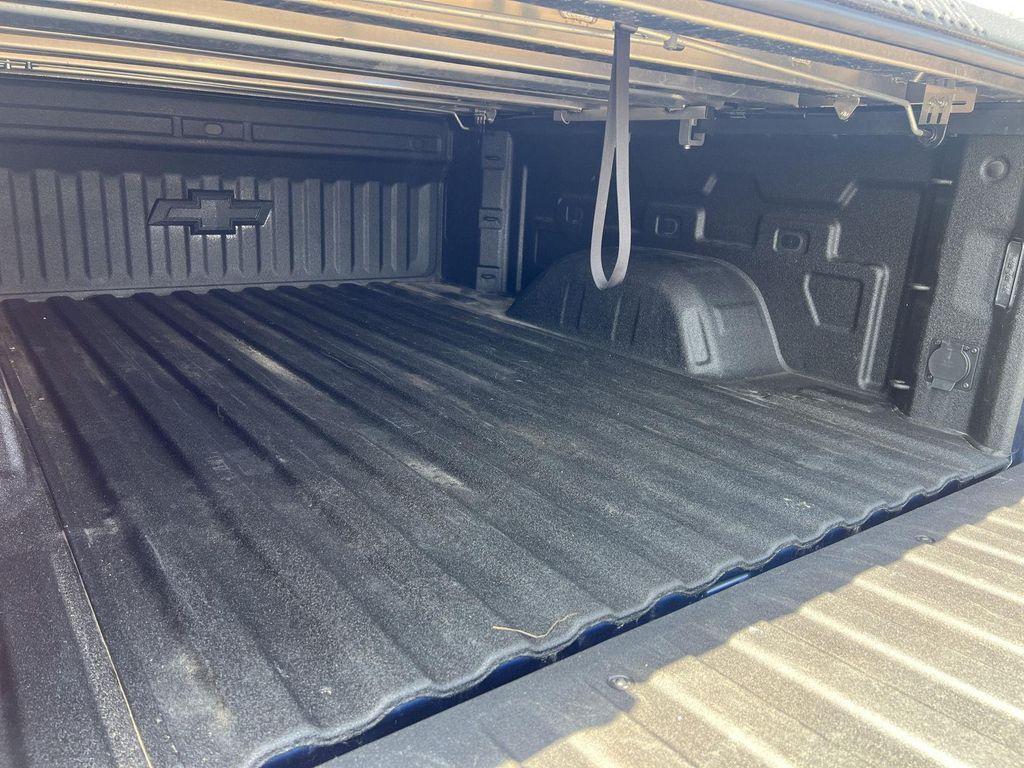 used 2022 Chevrolet Silverado 1500 car, priced at $43,995
