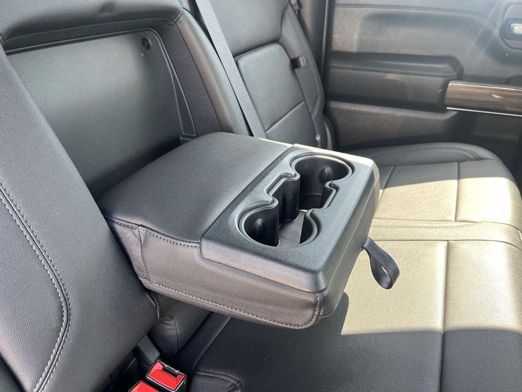 used 2022 Chevrolet Silverado 1500 car, priced at $43,995
