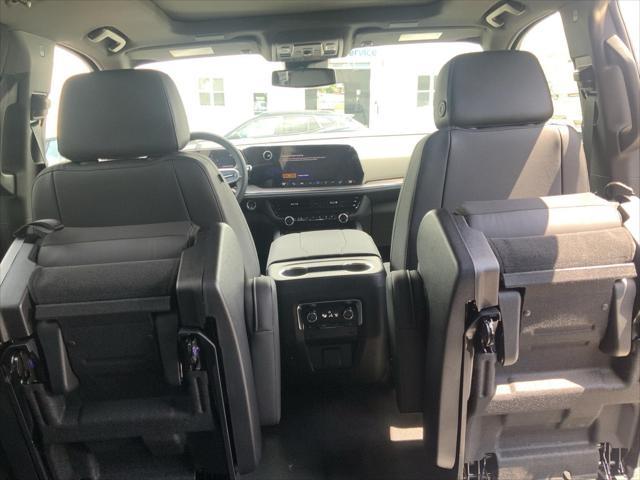 new 2025 Chevrolet Suburban car, priced at $79,795