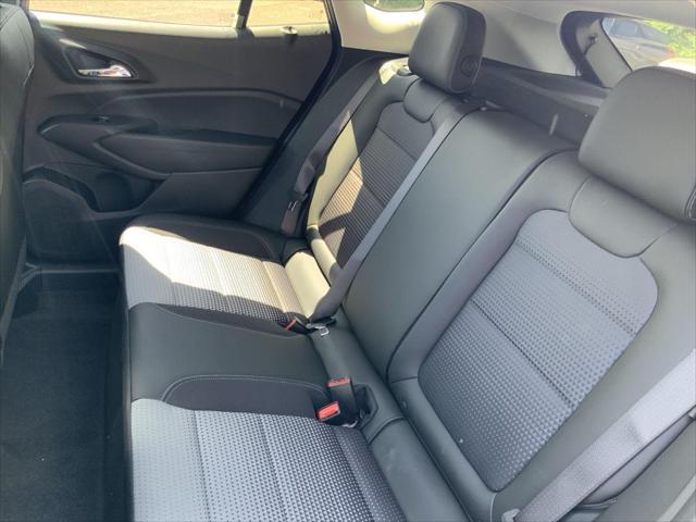 new 2025 Chevrolet Trax car, priced at $25,485