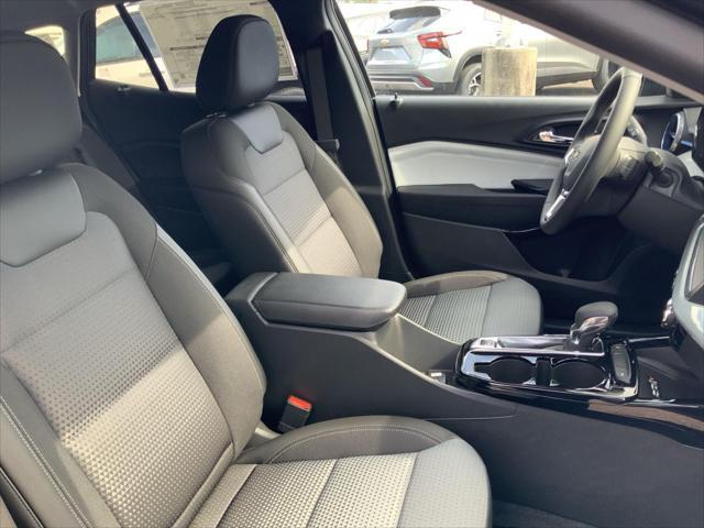 new 2025 Chevrolet Trax car, priced at $26,380