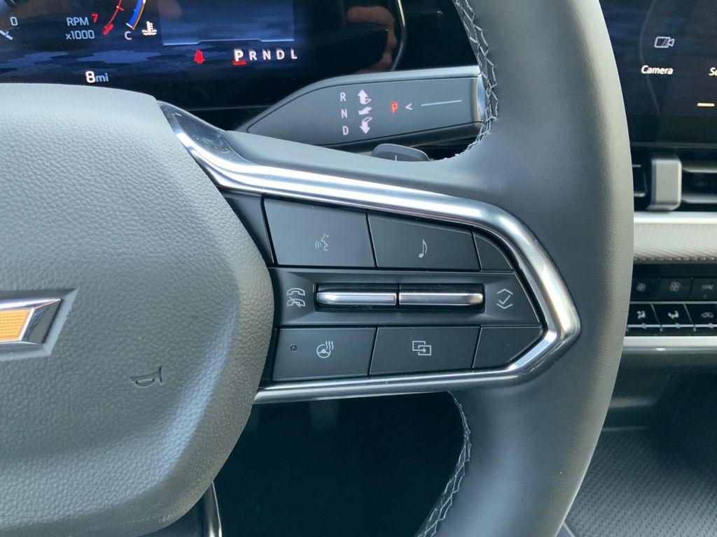 new 2026 Chevrolet Equinox car, priced at $32,270