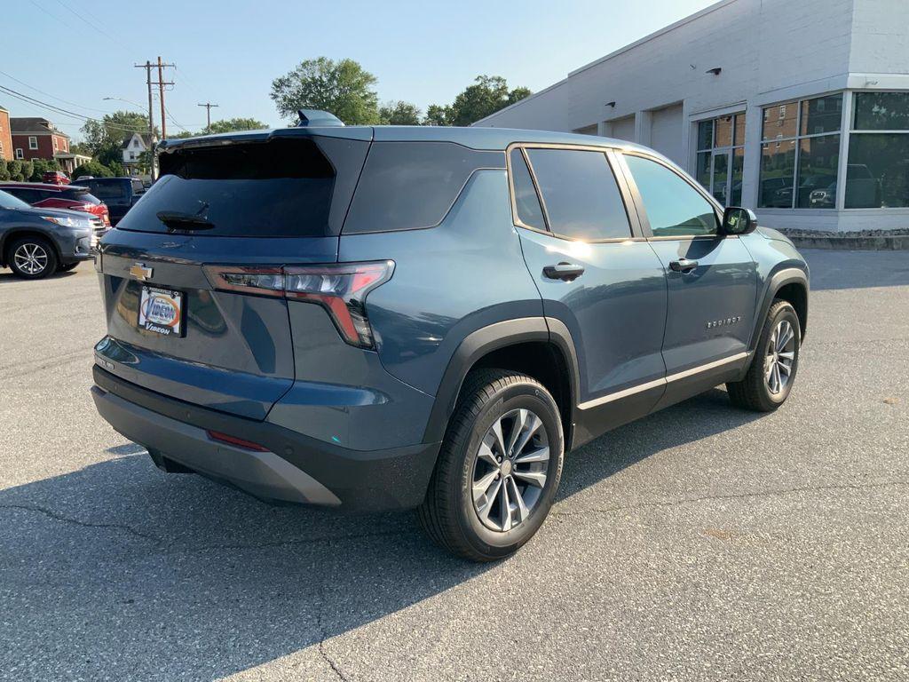 new 2026 Chevrolet Equinox car, priced at $32,270