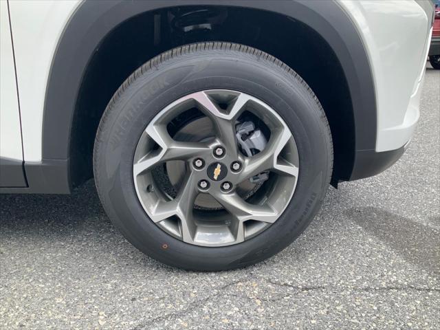 new 2025 Chevrolet Trax car, priced at $25,485