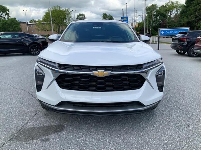 new 2025 Chevrolet Trax car, priced at $25,485