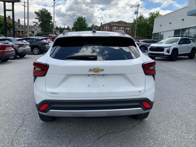 new 2025 Chevrolet Trax car, priced at $25,485