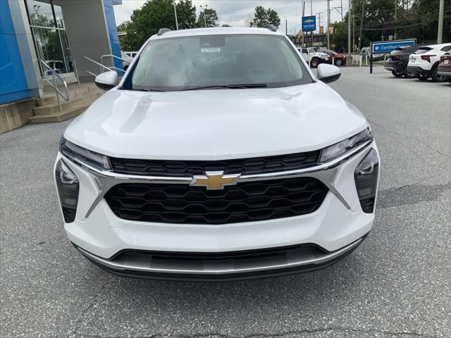 new 2025 Chevrolet Trax car, priced at $25,485