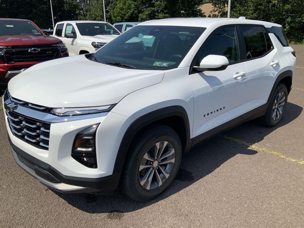 new 2026 Chevrolet Equinox car, priced at $33,383