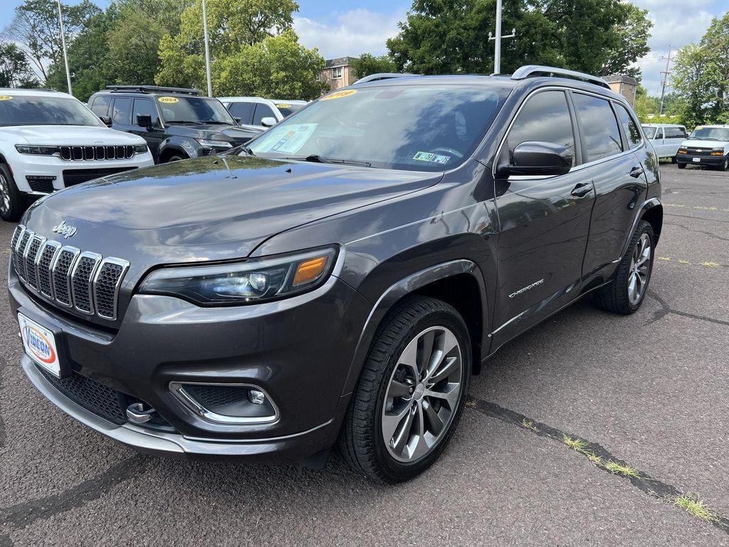 used 2019 Jeep Cherokee car, priced at $17,495