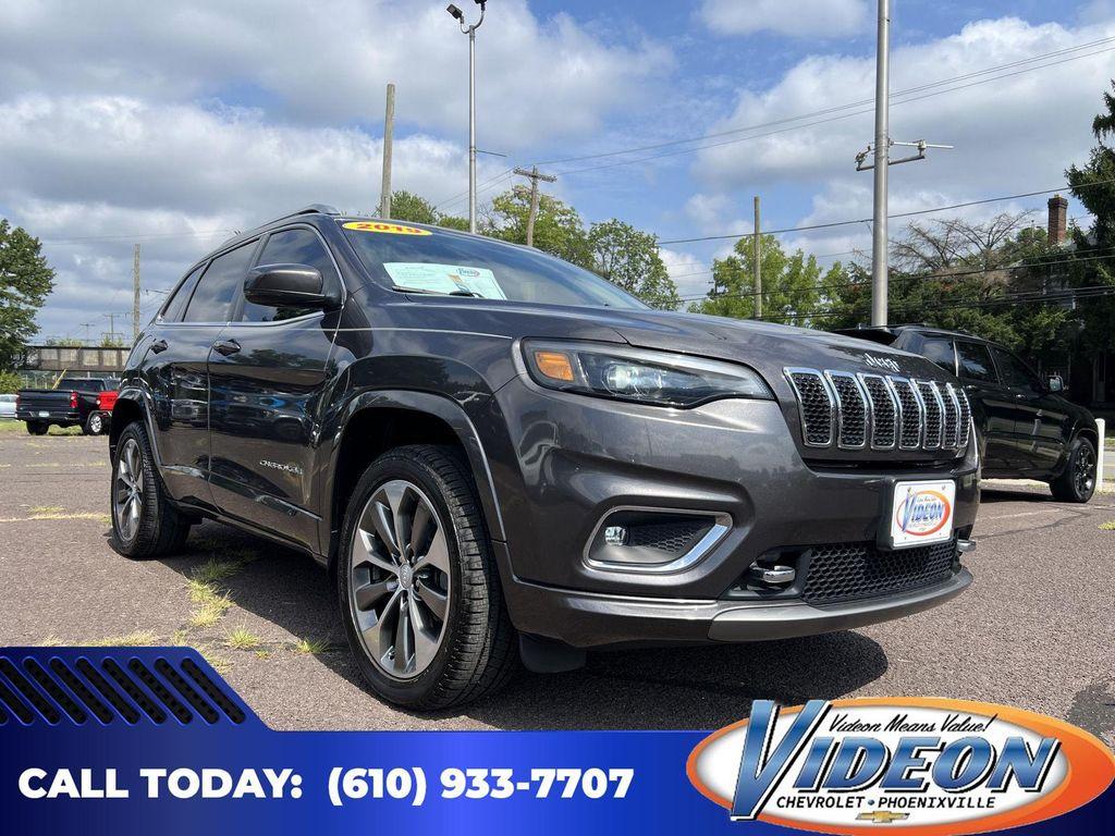 used 2019 Jeep Cherokee car, priced at $17,495