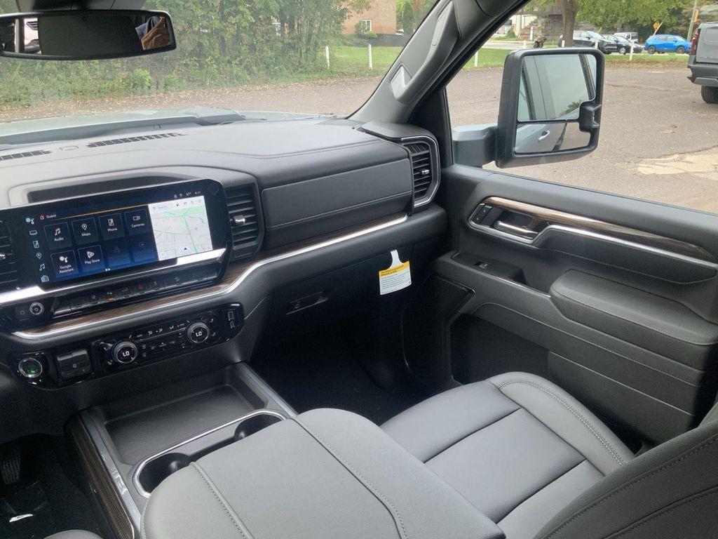 new 2025 Chevrolet Silverado 2500 car, priced at $66,310
