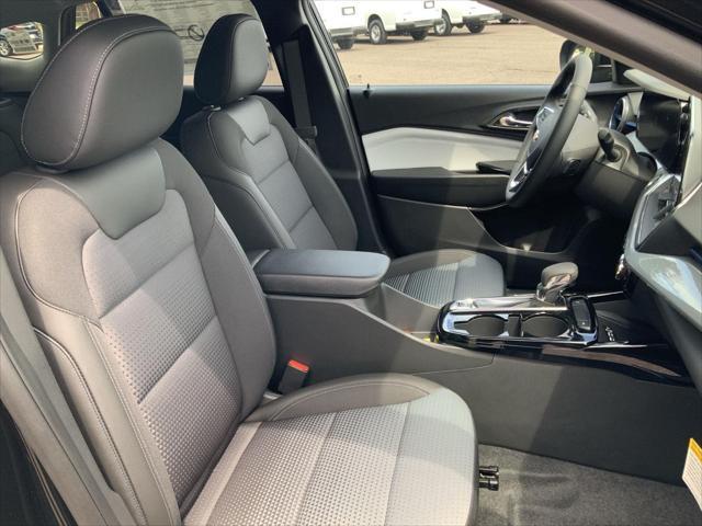 new 2025 Chevrolet Trax car, priced at $26,380