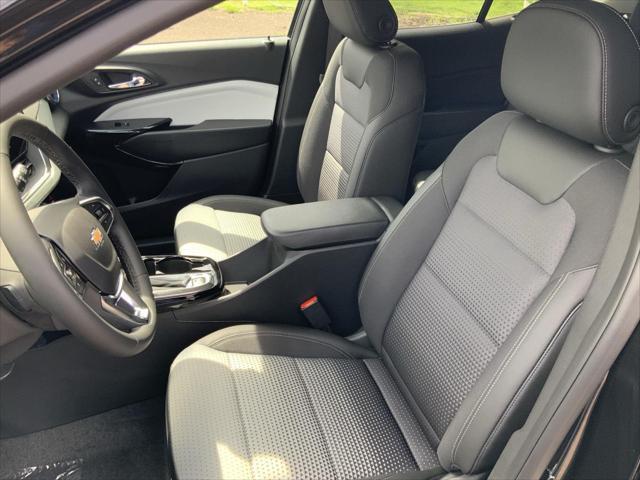 new 2025 Chevrolet Trax car, priced at $26,380