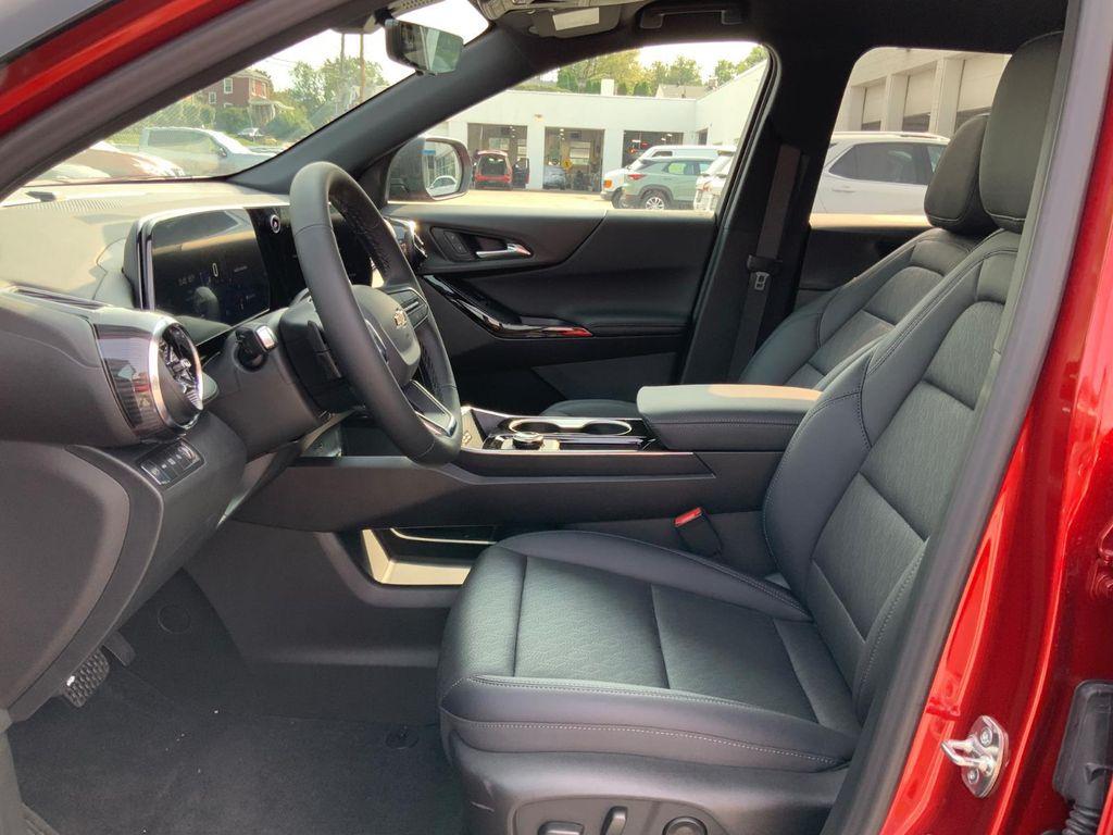 new 2026 Chevrolet Equinox car, priced at $34,577