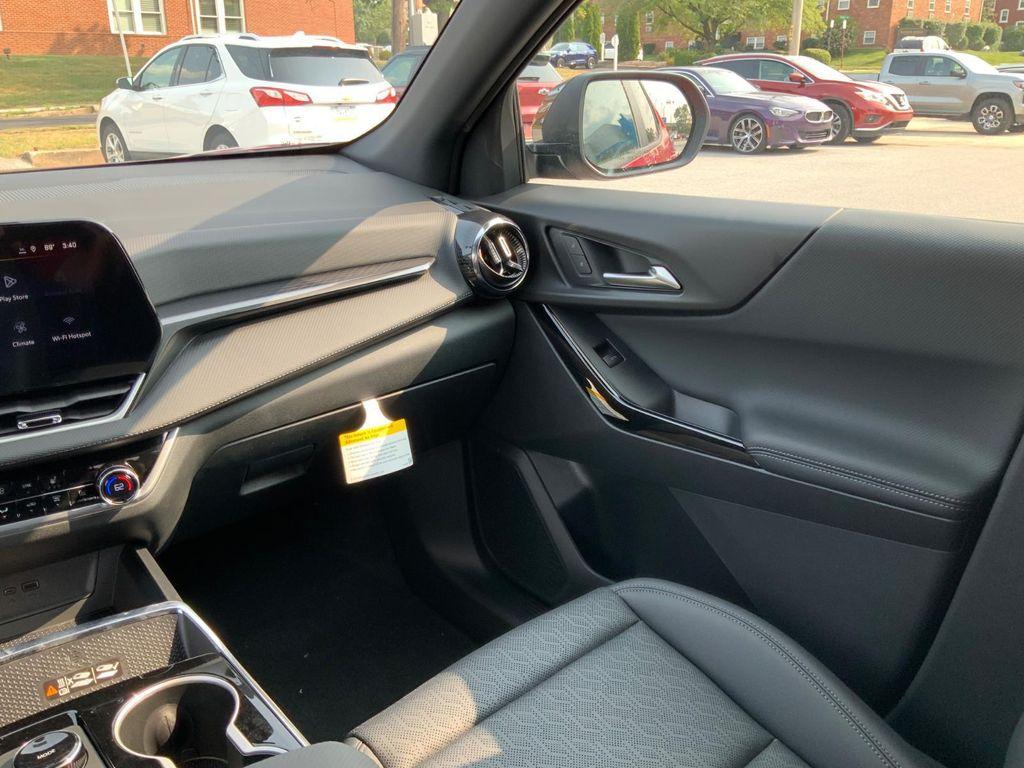 new 2026 Chevrolet Equinox car, priced at $34,577