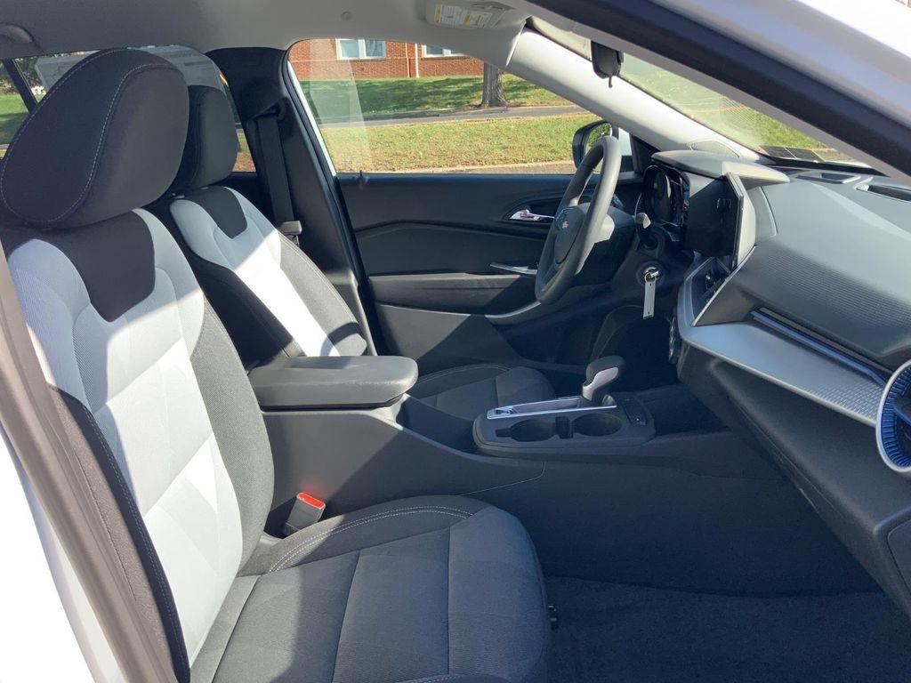 new 2026 Chevrolet Trax car, priced at $23,688