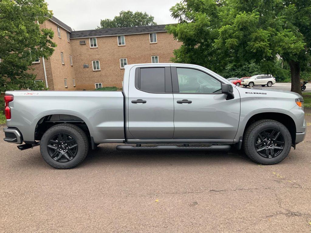 new 2025 Chevrolet Silverado 1500 car, priced at $41,583