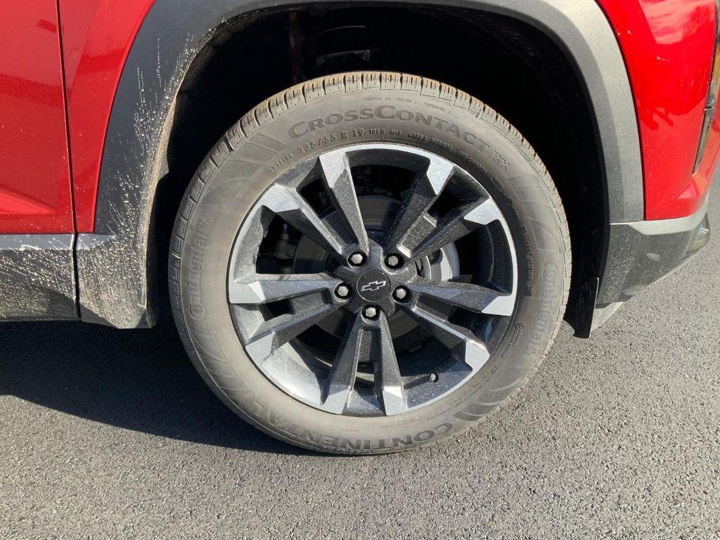 new 2026 Chevrolet Equinox car, priced at $36,999