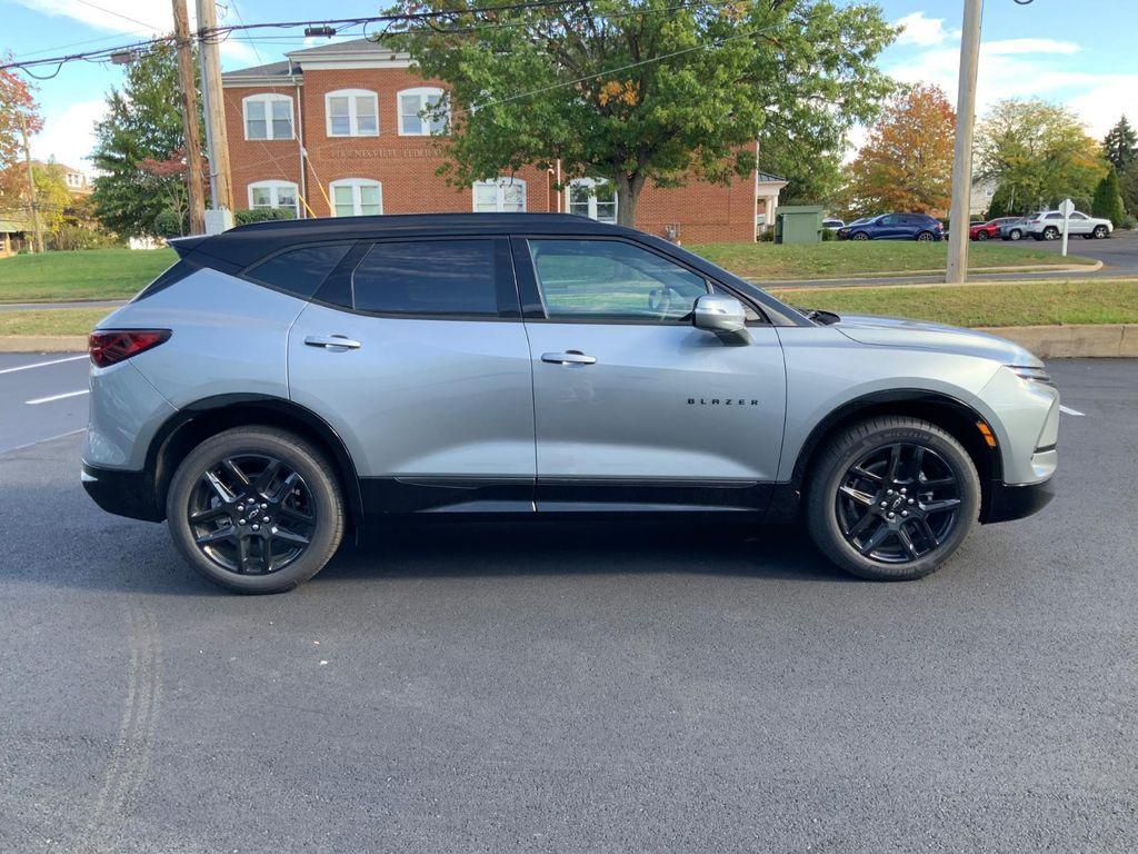 new 2025 Chevrolet Blazer car, priced at $48,989