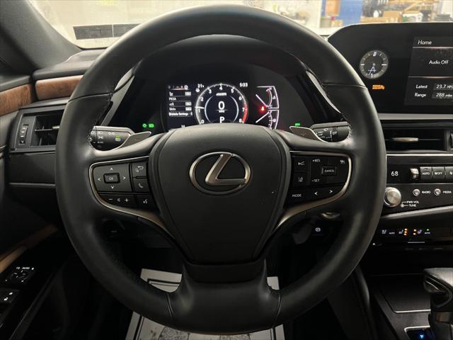 used 2022 Lexus ES 350 car, priced at $35,850