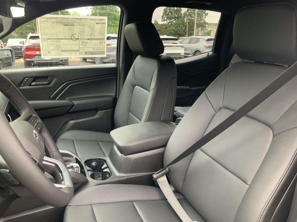 new 2026 Chevrolet Colorado car, priced at $45,615