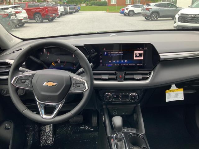 new 2025 Chevrolet TrailBlazer car, priced at $29,730